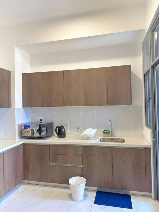 Netflix Two Bedroom Troika Kota Bharu Homestay 118 Exterior photo